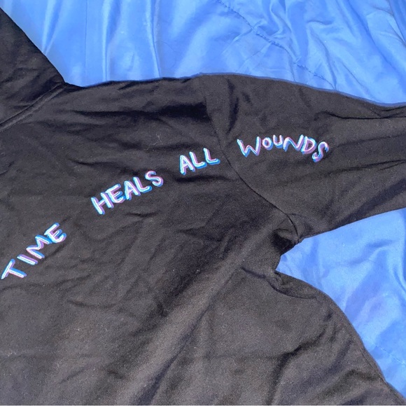 Wore once - Picture 3 of 3